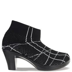 Bernie Mev Boots|Women's , Doll Boot Black