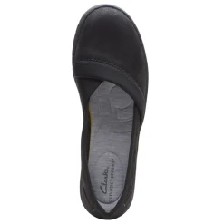 Clarks Sneakers & Athletic|Women's , Adella Pace Slip-On Black