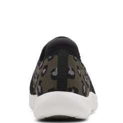 Clarks Sneakers & Athletic|Women's , Adella Step Slip-On Olive