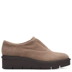 Clarks Wedges|Women's , Airabell Sky Slip-On Pebble Suede