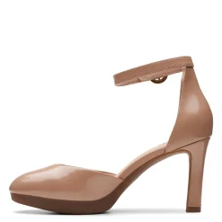 Clarks Pumps & Heels|Women's , Ambyr 2 Cove Pump Warm Beige