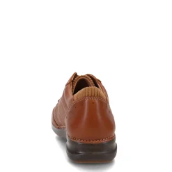 Clarks Oxfords|Women's , Appley Tie Sneaker Tan
