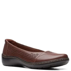 Clarks Flats|Women's , Cora Iris Slip-On Dark Tan Leather