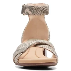 Clarks Sandals|Women's , Desirae Lily Sandal Beige