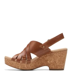 Clarks Wedges|Women's , Giselle Ivy Sandal Tan Leather