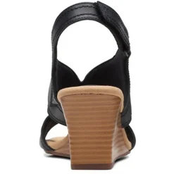 Clarks Wedges|Women's , Kyarra Aster Sandal Black