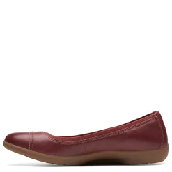 Clarks Flats|Women's , Meadow Opal Slip-On Chestnut
