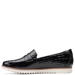 Clarks Loafers|Women's , Serena Terri Slip-On Black Croco Print