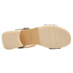 Clarks Pumps & Heels|Women's , Sivanne Bay Sandal Ivory Interest Leather