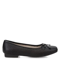 Cliffs by White Mountain Slip-On Shoes|Women's , Bessy Flat Black