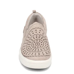 Earth Origins Flats|Women's , Zeni Zelle Slip-On Taupe