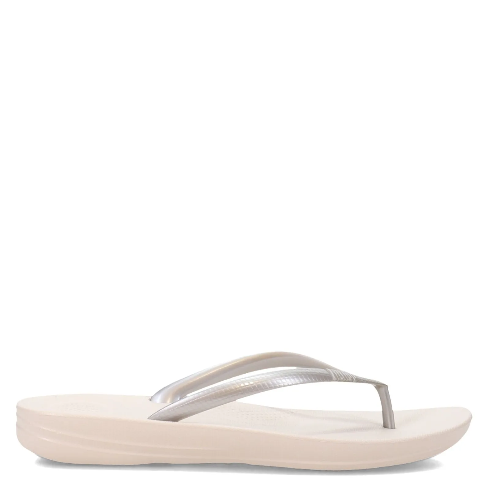 FitFlop Sandals|Women's , iQushion Flip-Flop Silver