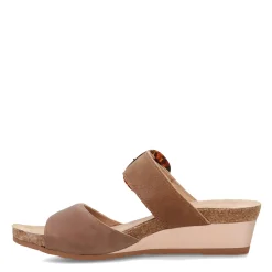 Naot Sandals|Women's , Kingdom Sandal Brown