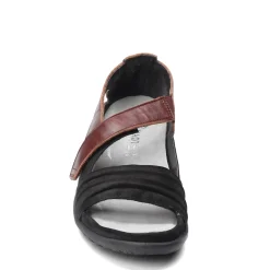 Naot Sandals|Women's , Papaki Sandal Black Velvet Nubuck