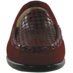 SAS Loafers|Women's , Simplify Loafer Red Tetris